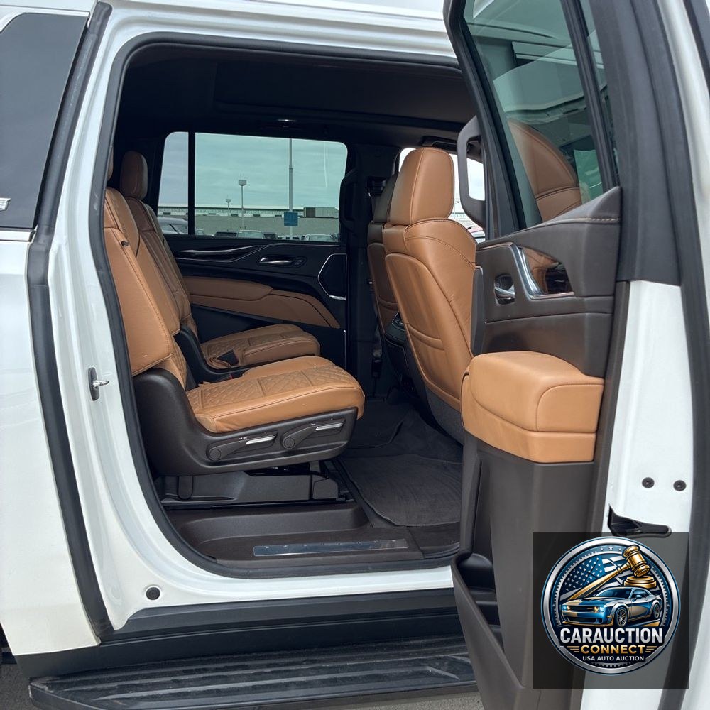 2021 Cadillac Escalade ESV Premium Luxury