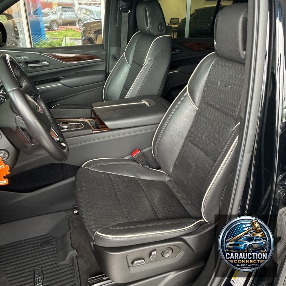 2022 Cadillac Escalade ESV Premium Luxury