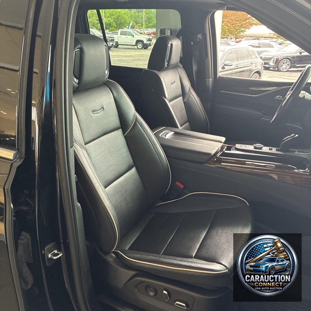 2022 Cadillac Escalade ESV Premium Luxury