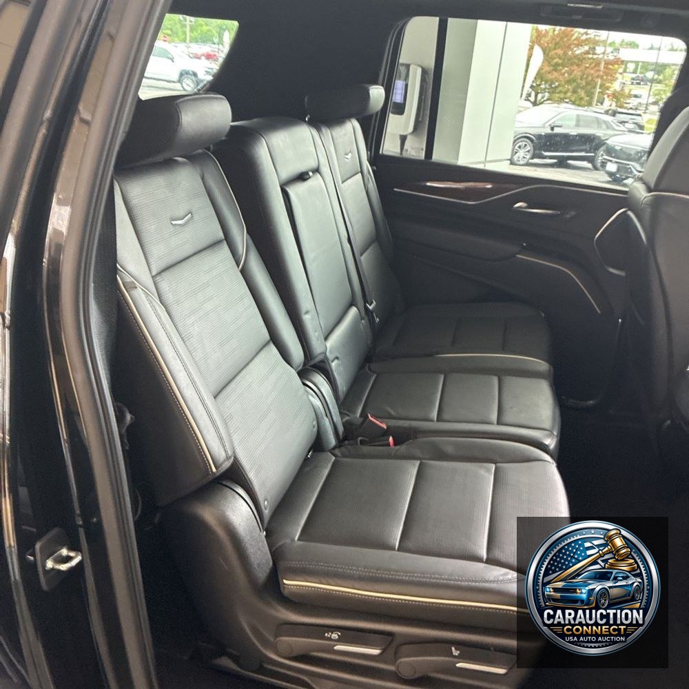 2022 Cadillac Escalade ESV Premium Luxury