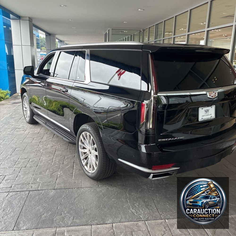 2022 Cadillac Escalade ESV Premium Luxury
