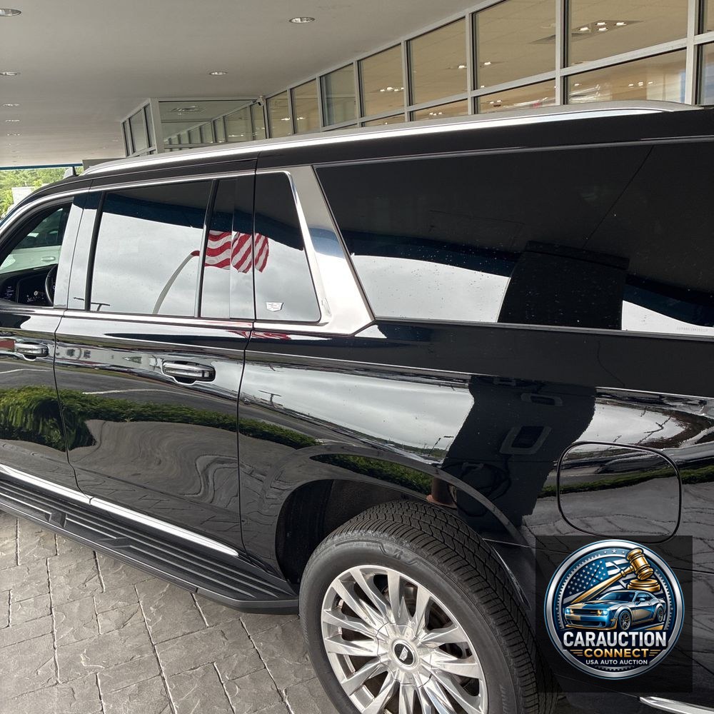 2022 Cadillac Escalade ESV Premium Luxury