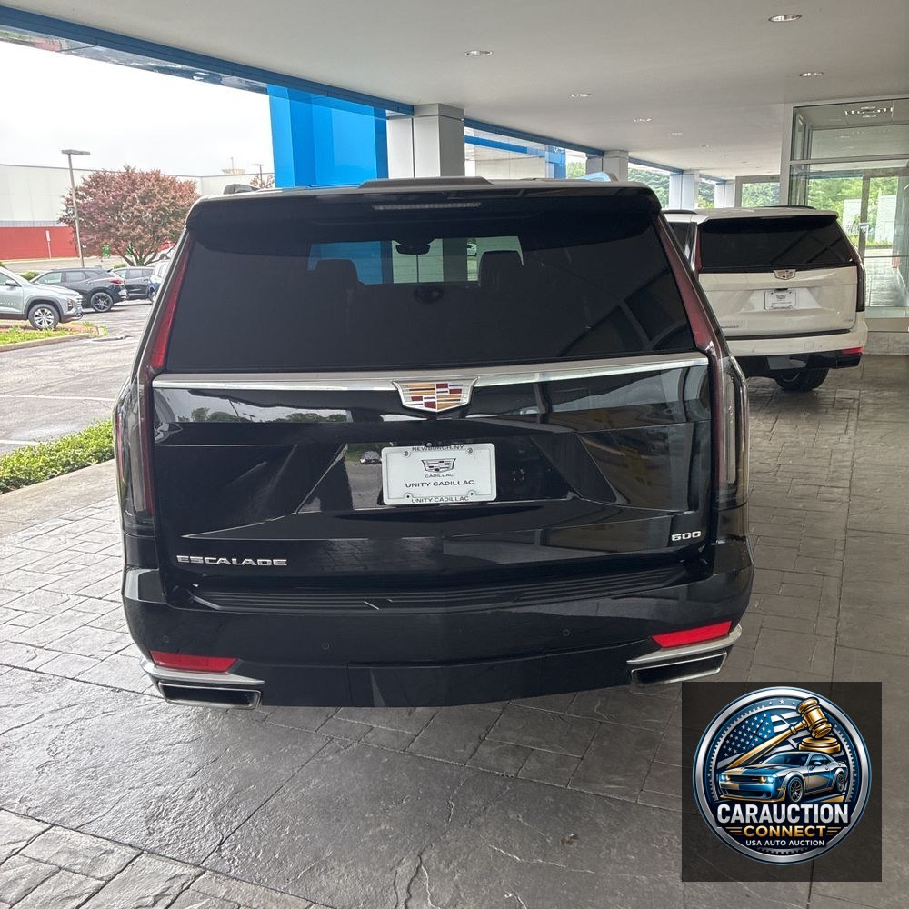 2022 Cadillac Escalade ESV Premium Luxury
