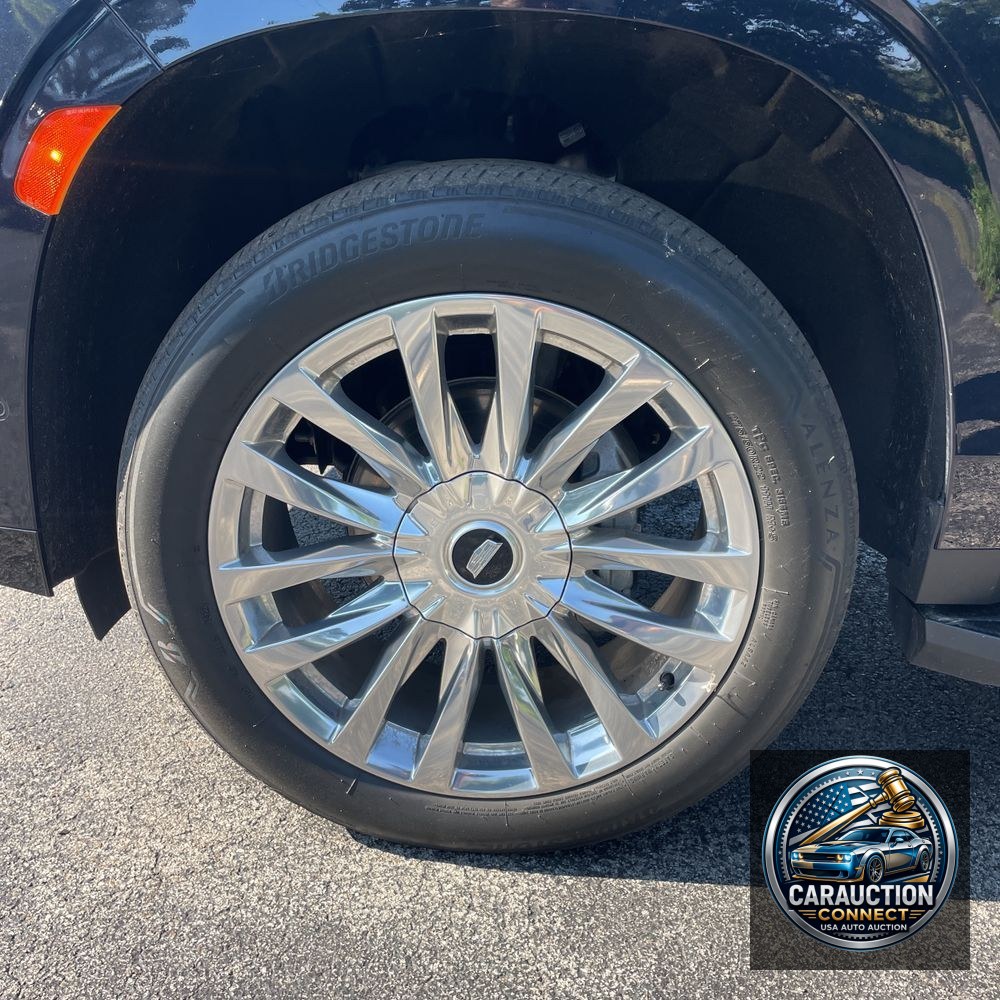 2022 Cadillac Escalade ESV Premium Luxury