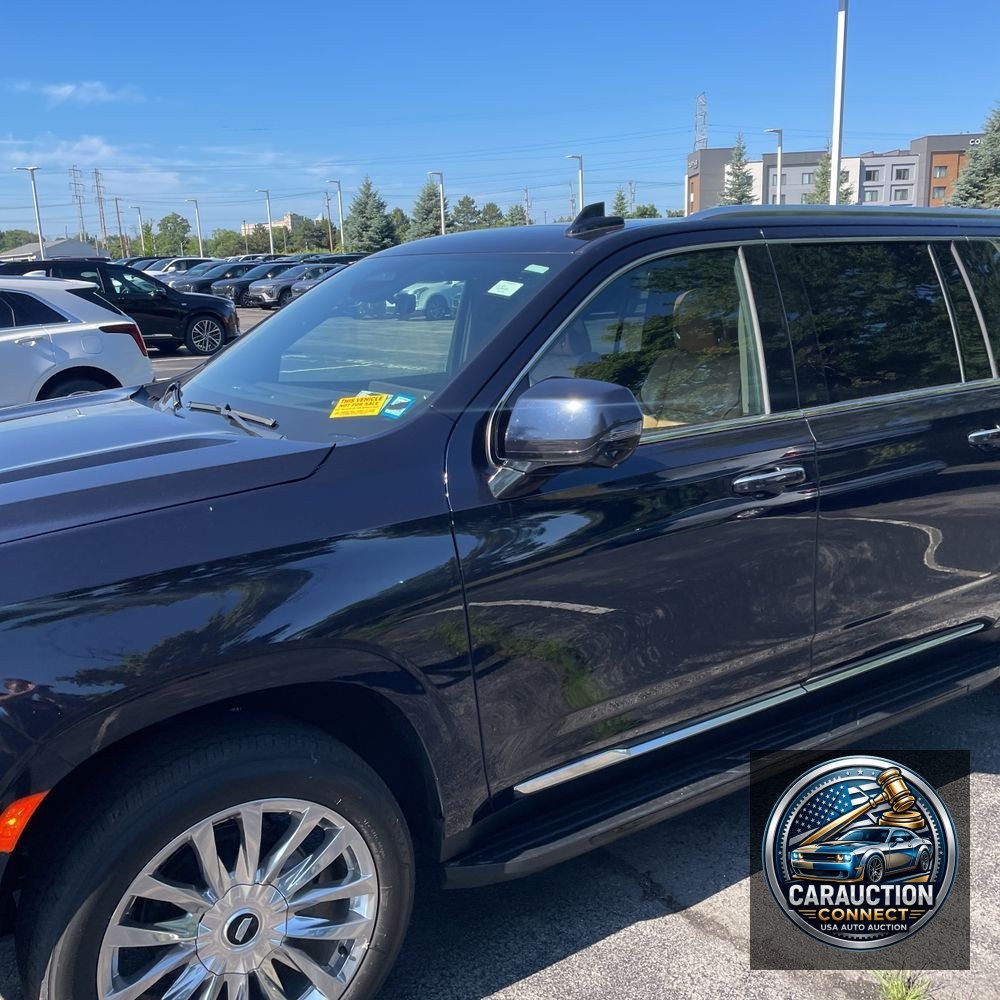 2022 Cadillac Escalade ESV Premium Luxury