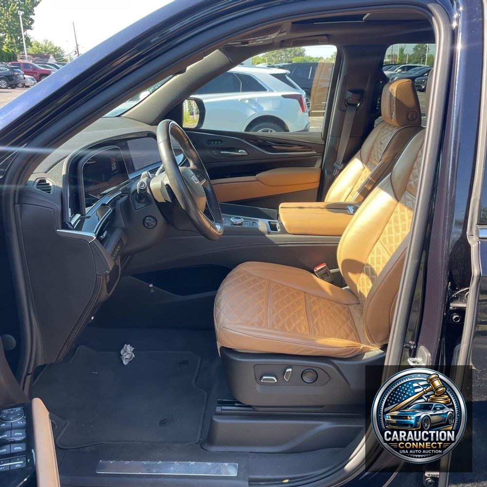 2022 Cadillac Escalade ESV Premium Luxury