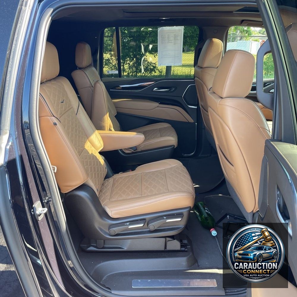2022 Cadillac Escalade ESV Premium Luxury