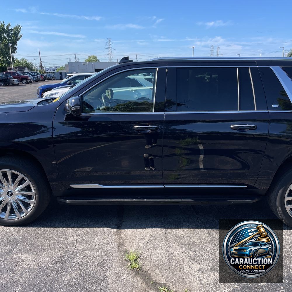 2022 Cadillac Escalade ESV Premium Luxury