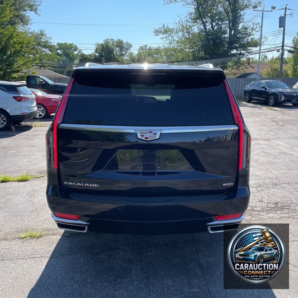 2022 Cadillac Escalade ESV Premium Luxury