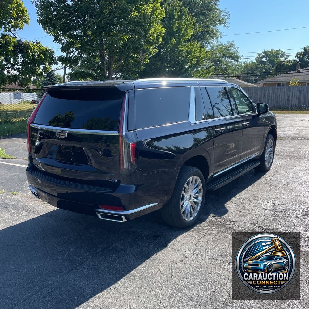 2022 Cadillac Escalade ESV Premium Luxury