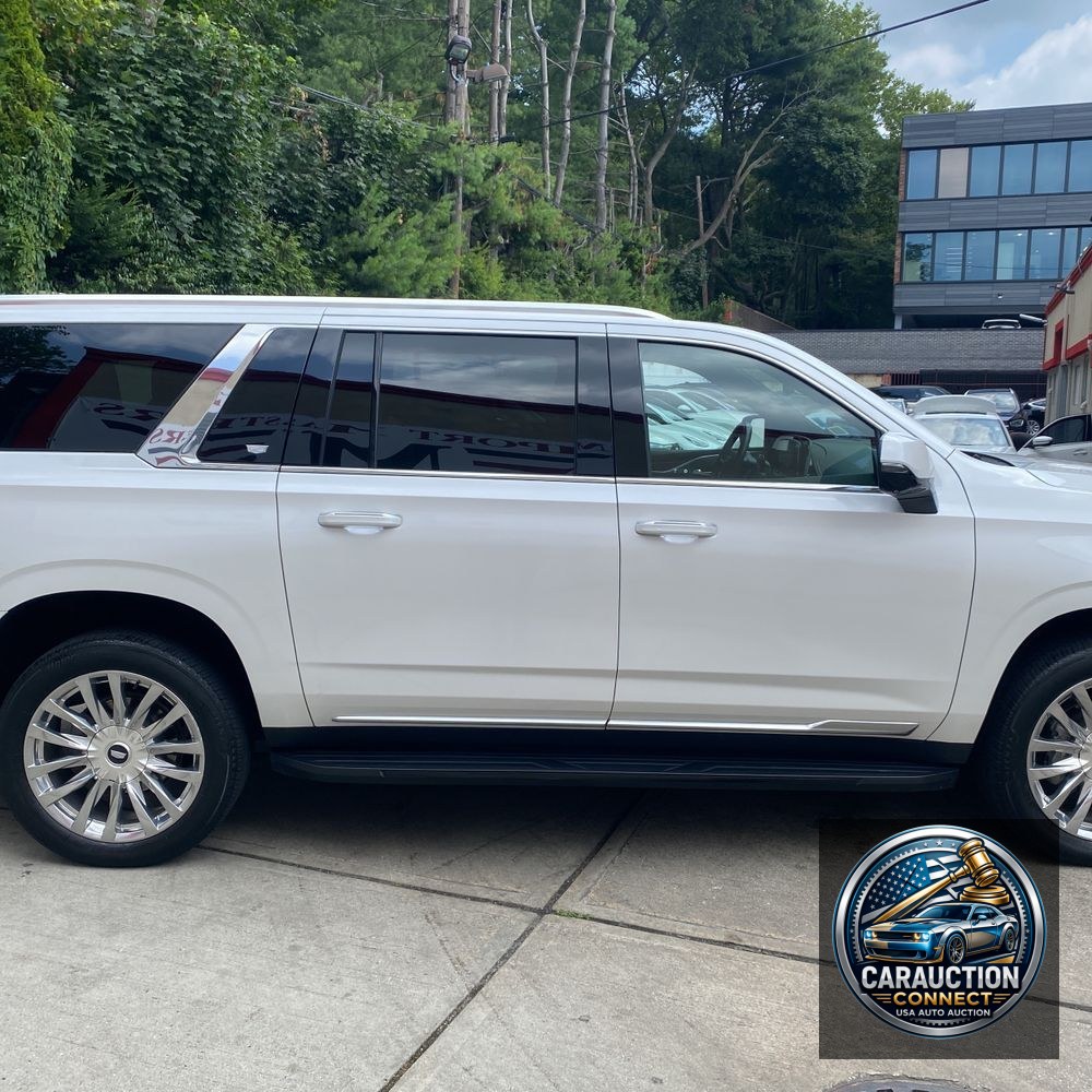 2022 Cadillac Escalade ESV Premium Luxury