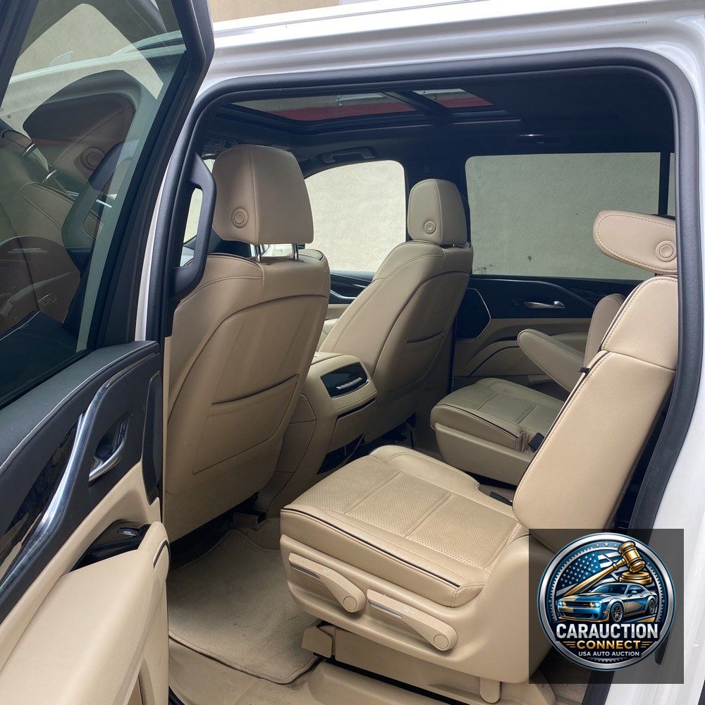 2022 Cadillac Escalade ESV Premium Luxury