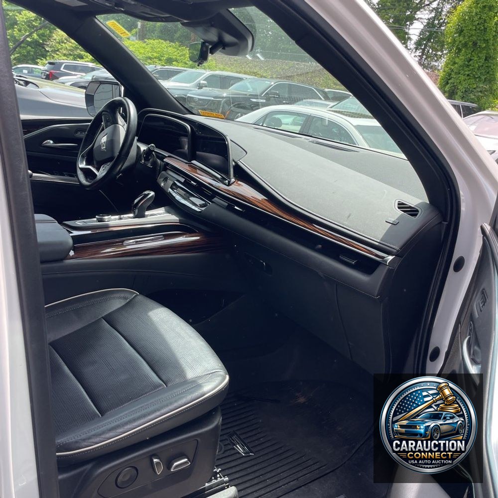 2022 Cadillac Escalade ESV Premium Luxury