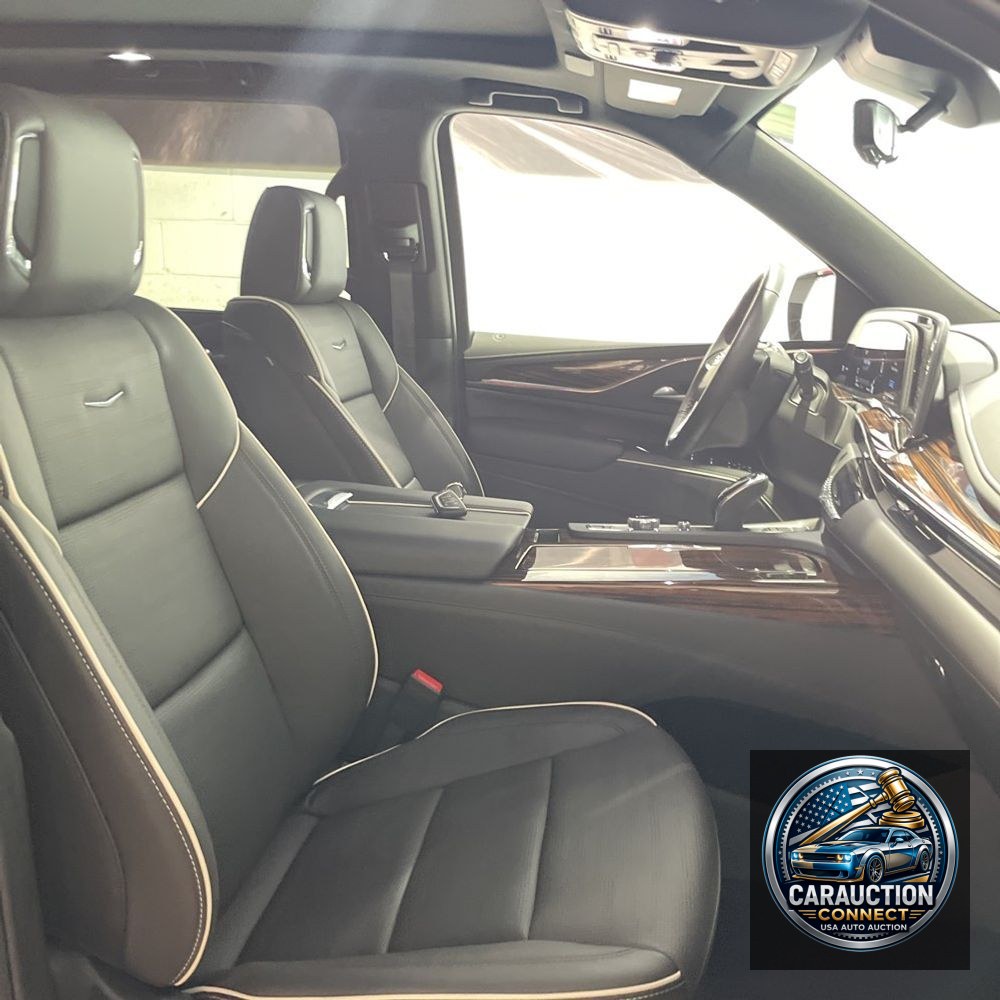 2024 Cadillac Escalade ESV Premium Luxury