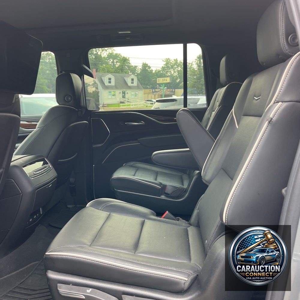 2021 Cadillac Escalade ESV Premium Luxury