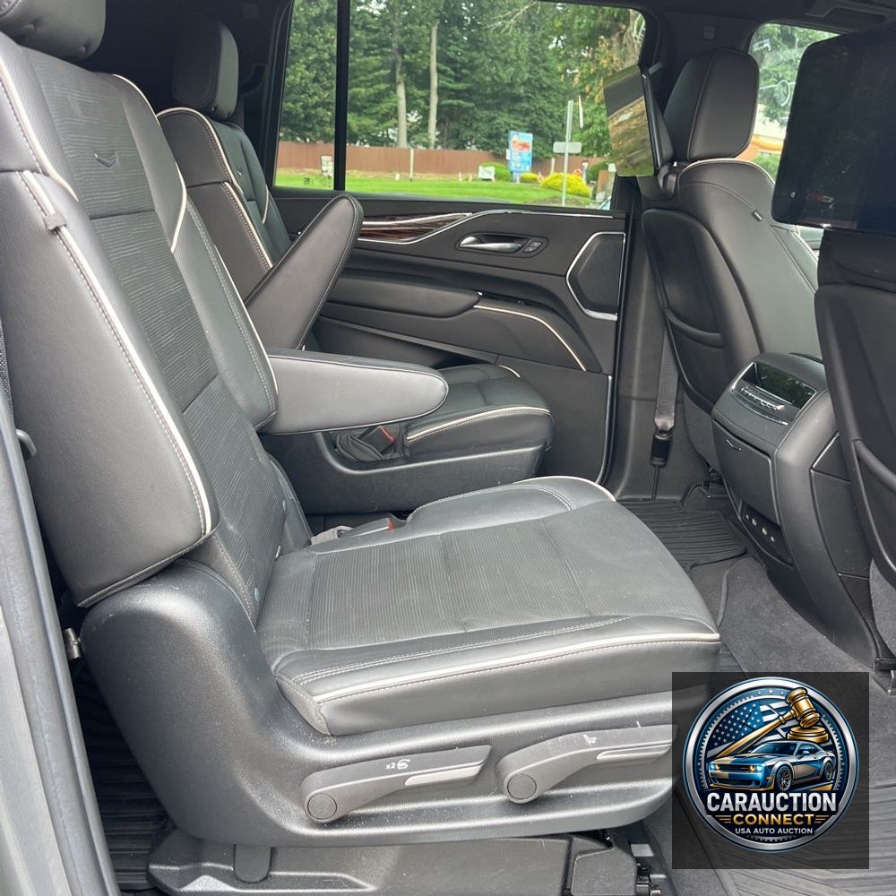 2021 Cadillac Escalade ESV Premium Luxury