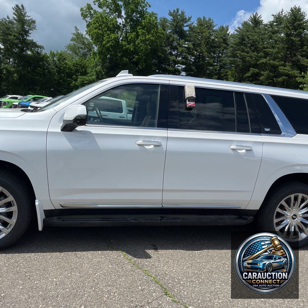 2022 Cadillac Escalade ESV Premium Luxury