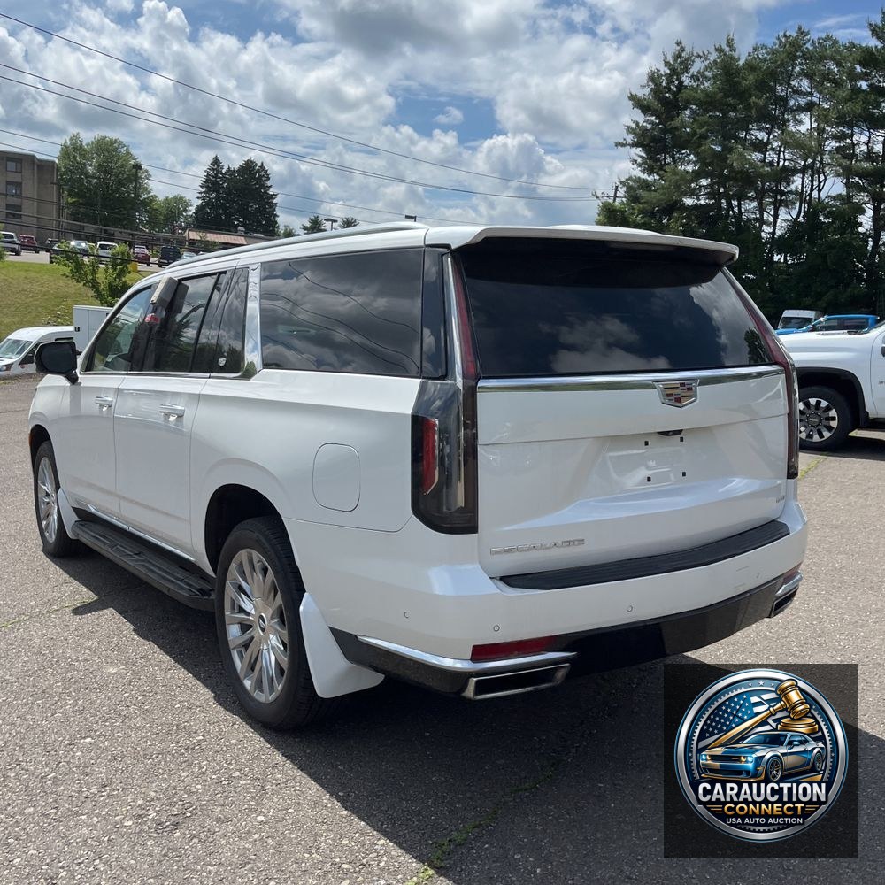 2022 Cadillac Escalade ESV Premium Luxury