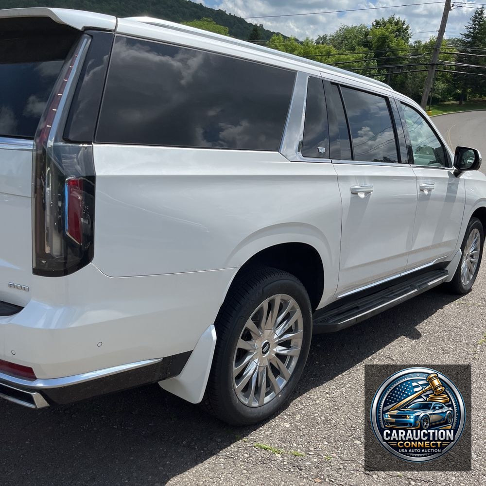2022 Cadillac Escalade ESV Premium Luxury
