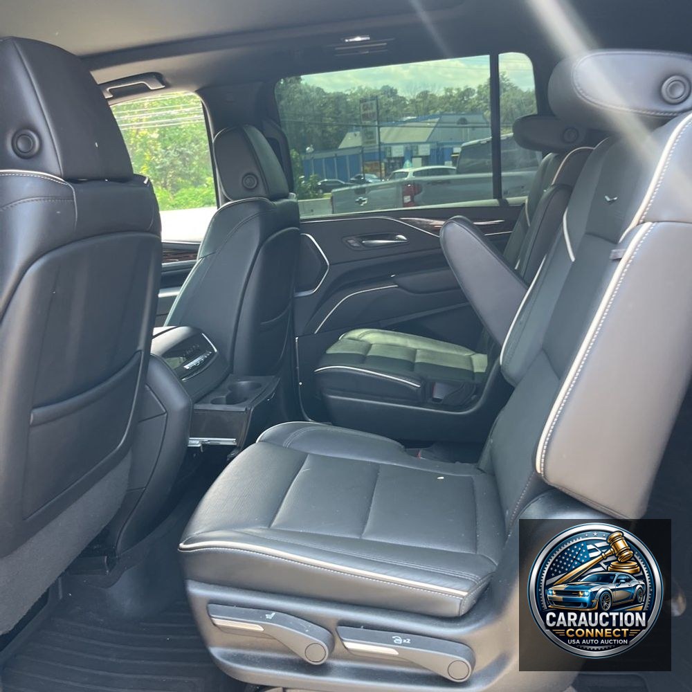 2023 Cadillac Escalade ESV Premium Luxury