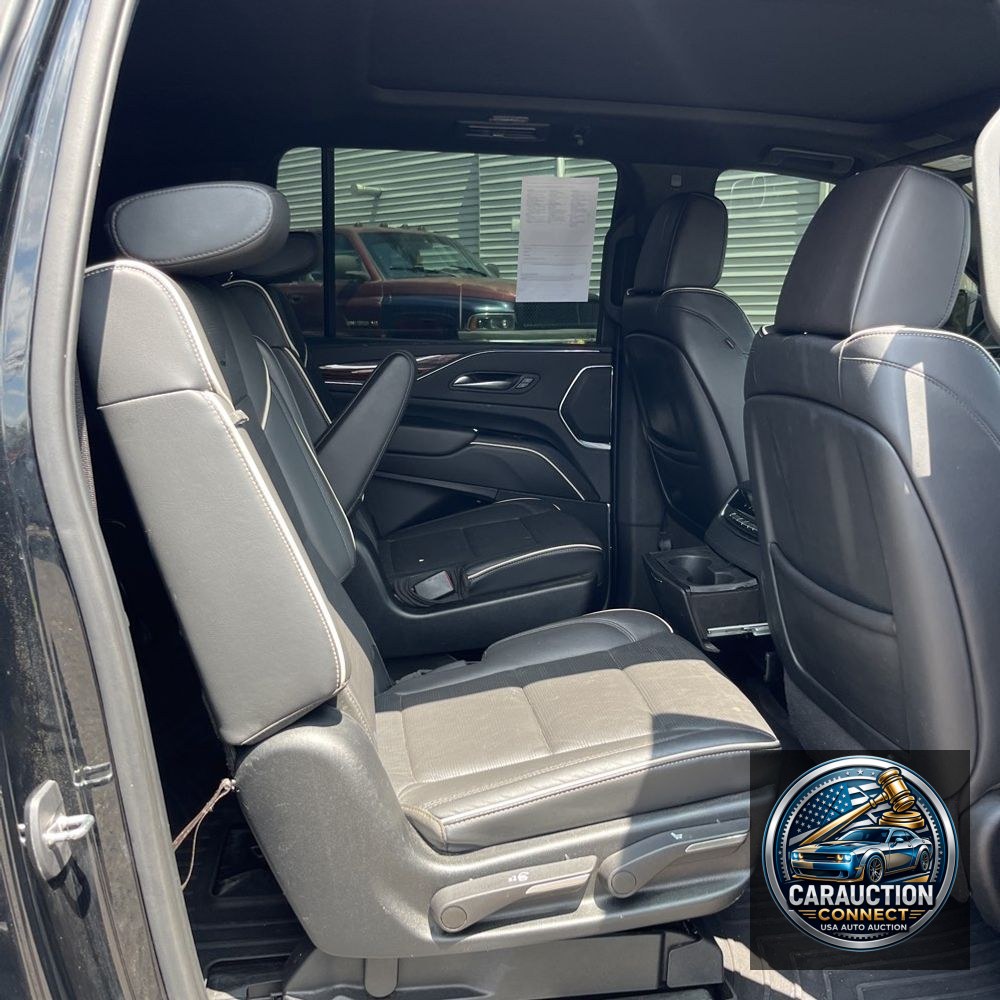 2023 Cadillac Escalade ESV Premium Luxury