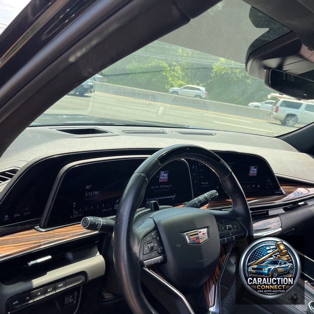 2023 Cadillac Escalade ESV Premium Luxury