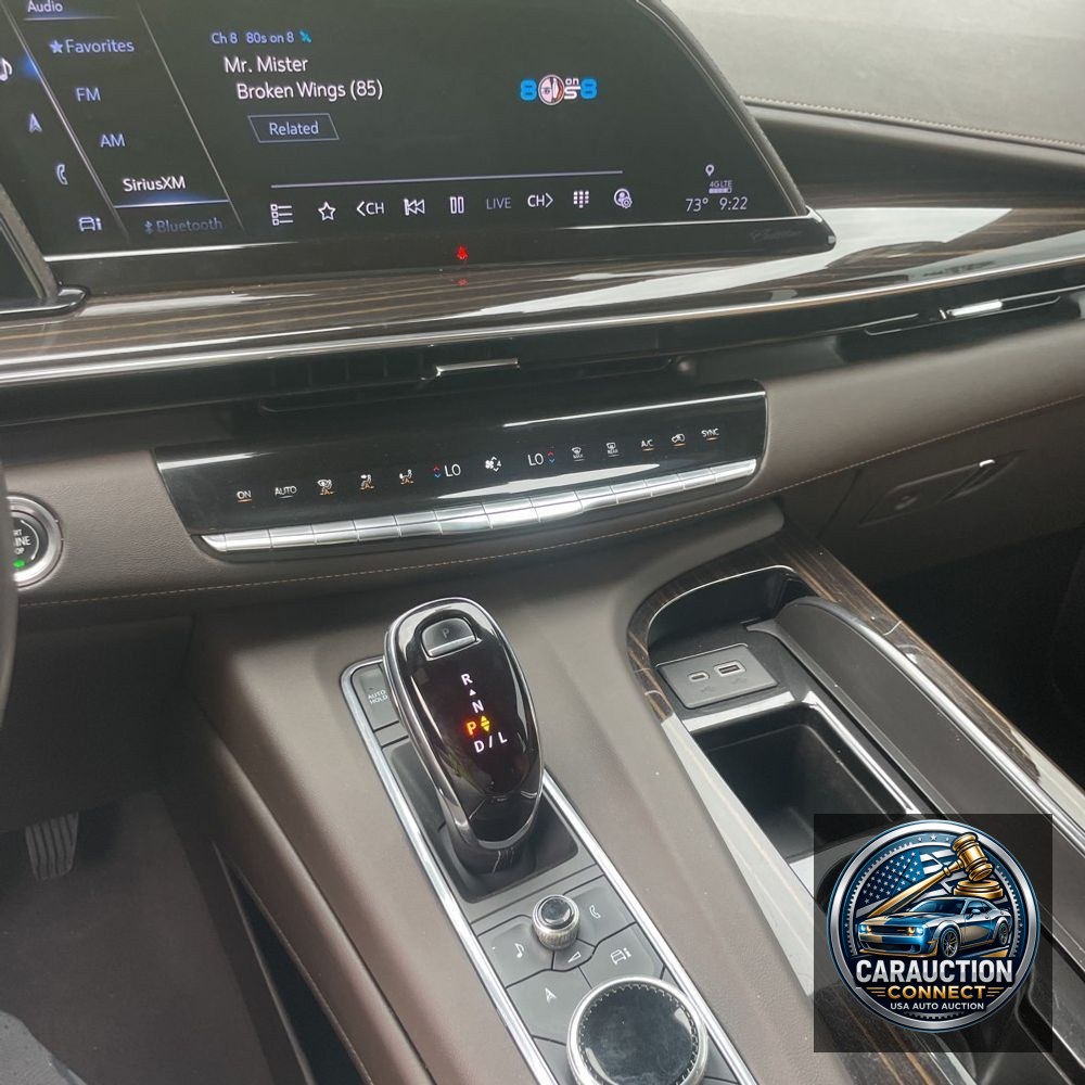 2022 Cadillac Escalade ESV Premium Luxury