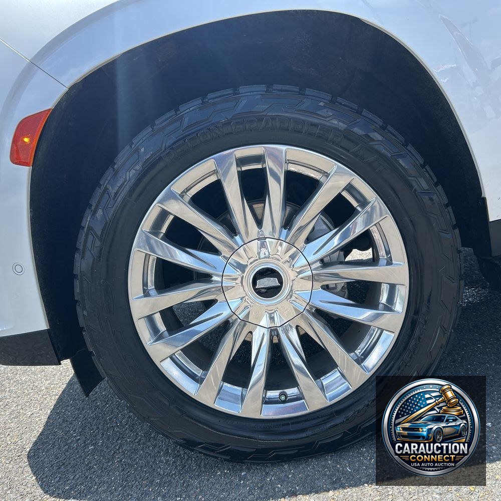2023 Cadillac Escalade ESV Premium Luxury