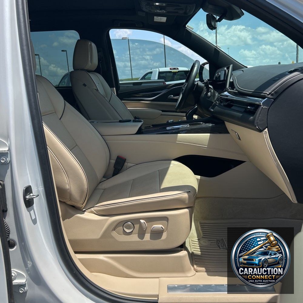2023 Cadillac Escalade ESV Premium Luxury
