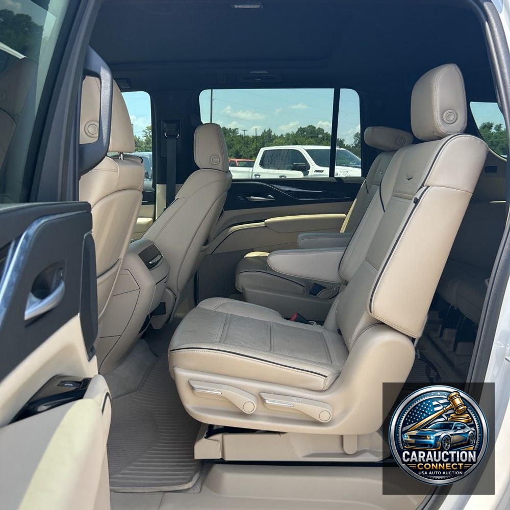 2023 Cadillac Escalade ESV Premium Luxury