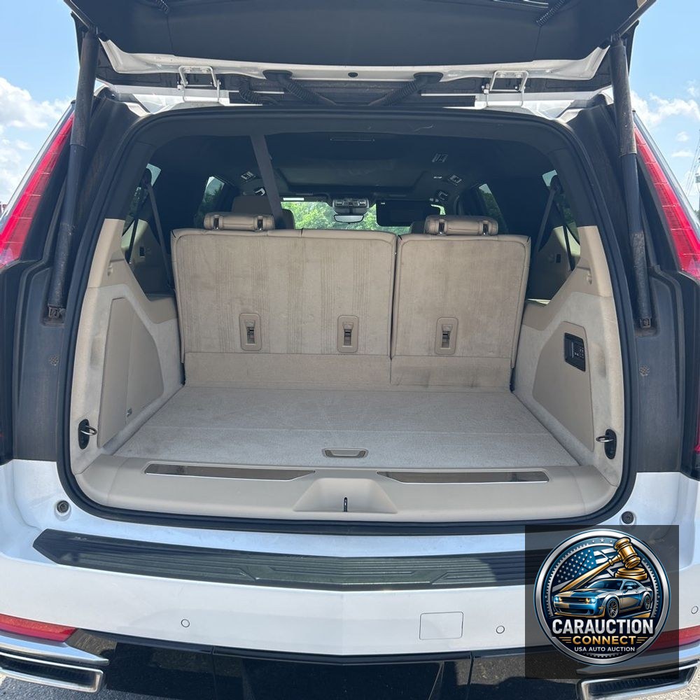 2023 Cadillac Escalade ESV Premium Luxury