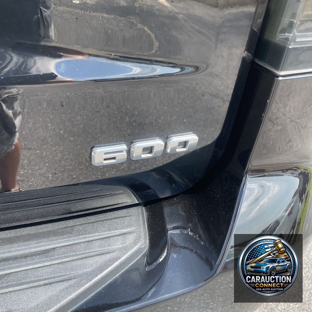 2021 Cadillac Escalade ESV Premium Luxury