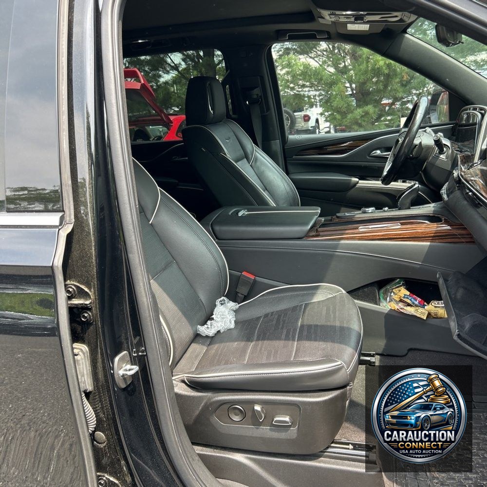 2022 Cadillac Escalade ESV Premium Luxury
