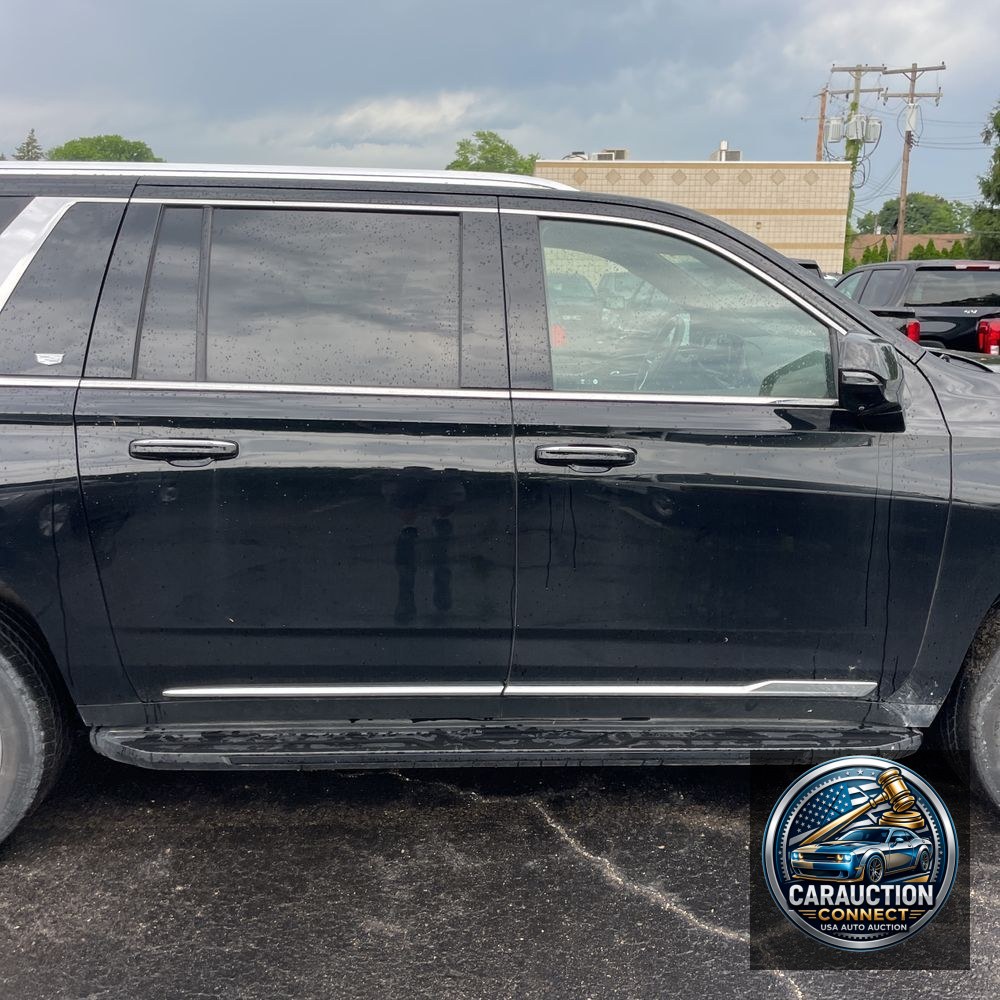 2022 Cadillac Escalade ESV Premium Luxury