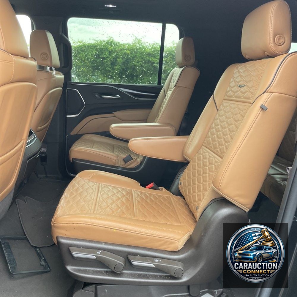 2022 Cadillac Escalade ESV Premium Luxury