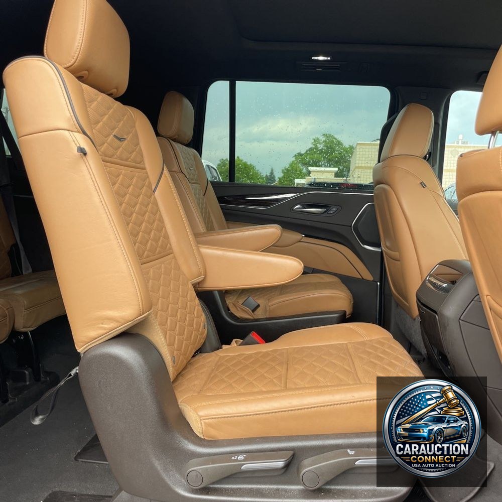 2022 Cadillac Escalade ESV Premium Luxury