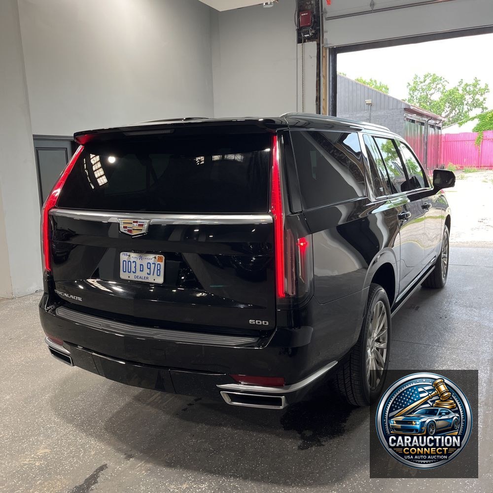 2022 Cadillac Escalade ESV Premium Luxury