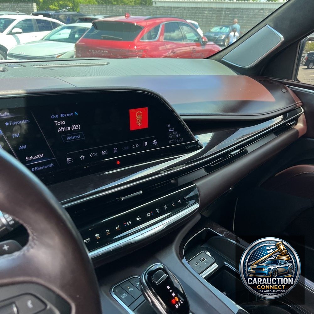 2023 Cadillac Escalade ESV Premium Luxury Platinum