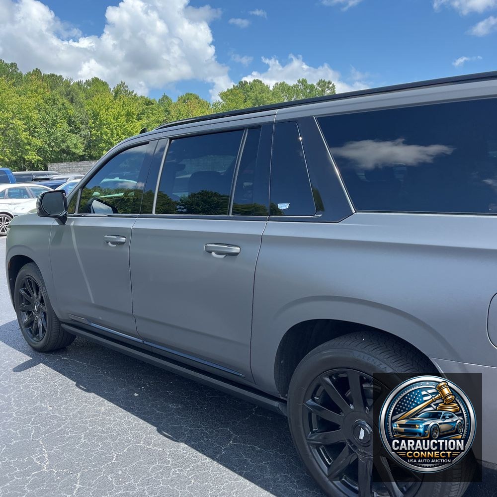 2023 Cadillac Escalade ESV Premium Luxury Platinum