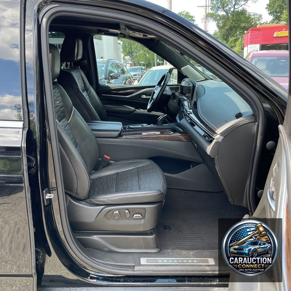 2021 Cadillac Escalade ESV Premium Luxury Platinum