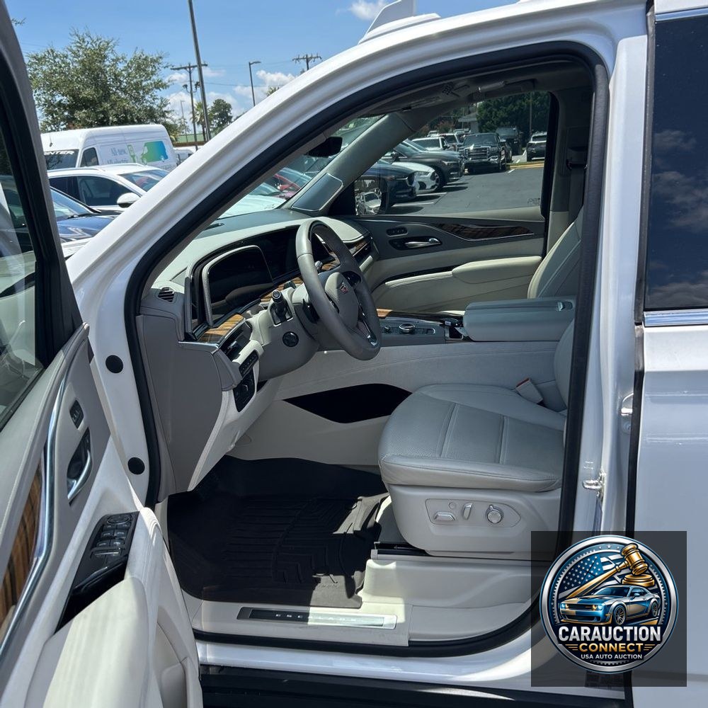 2023 Cadillac Escalade ESV Premium Luxury Platinum