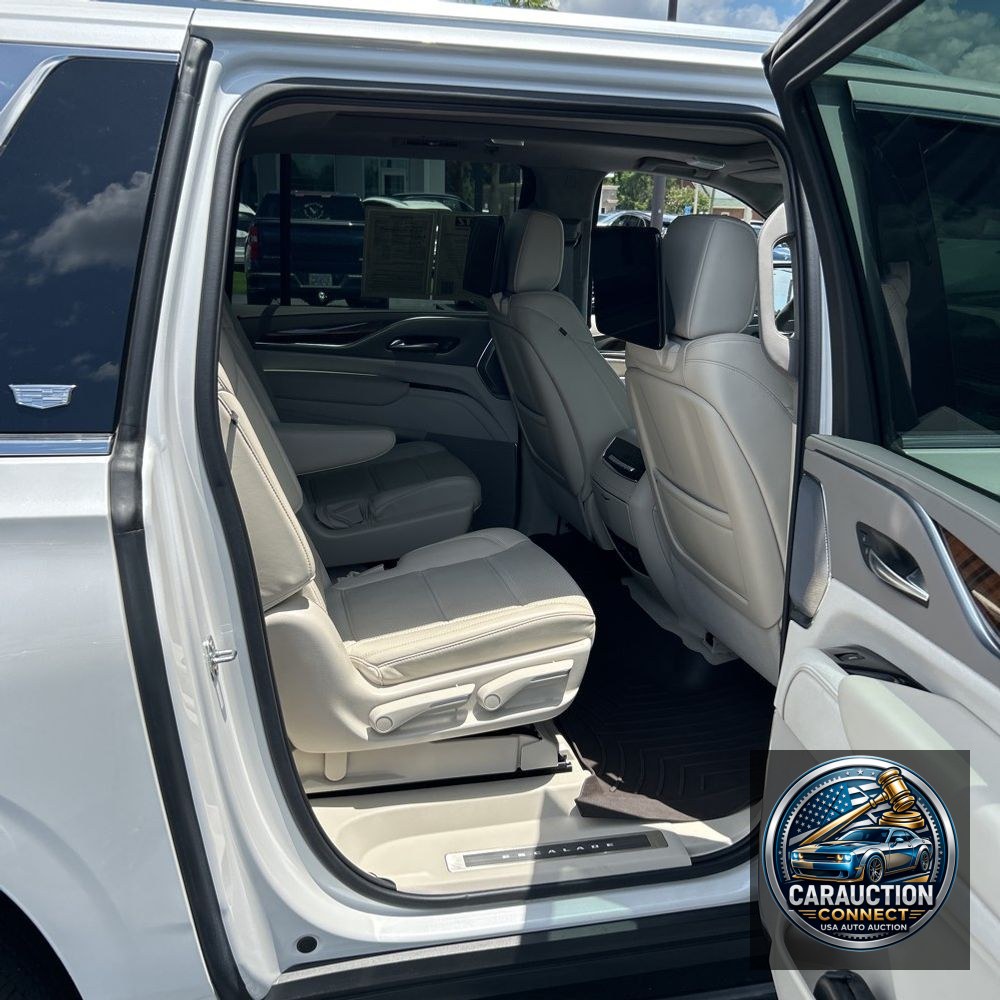 2023 Cadillac Escalade ESV Premium Luxury Platinum