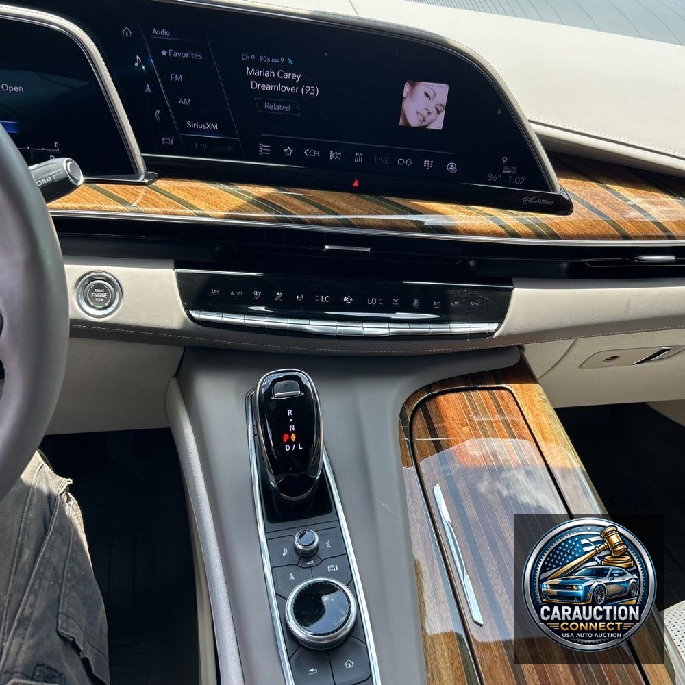 2023 Cadillac Escalade ESV Premium Luxury Platinum