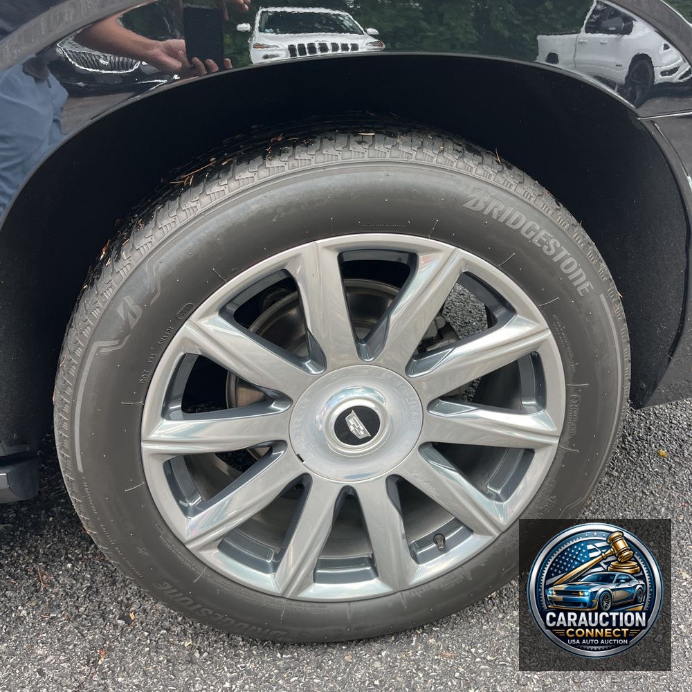 2023 Cadillac Escalade ESV Premium Luxury Platinum