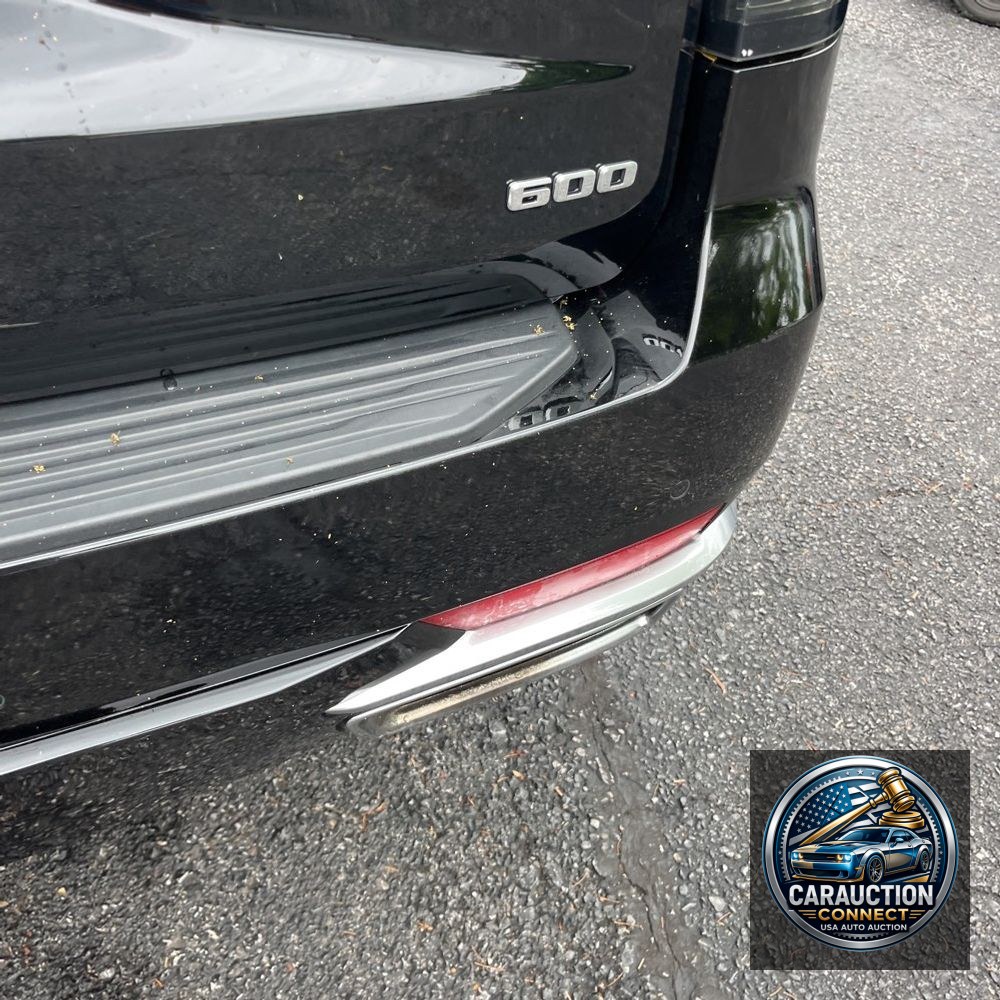 2023 Cadillac Escalade ESV Premium Luxury Platinum