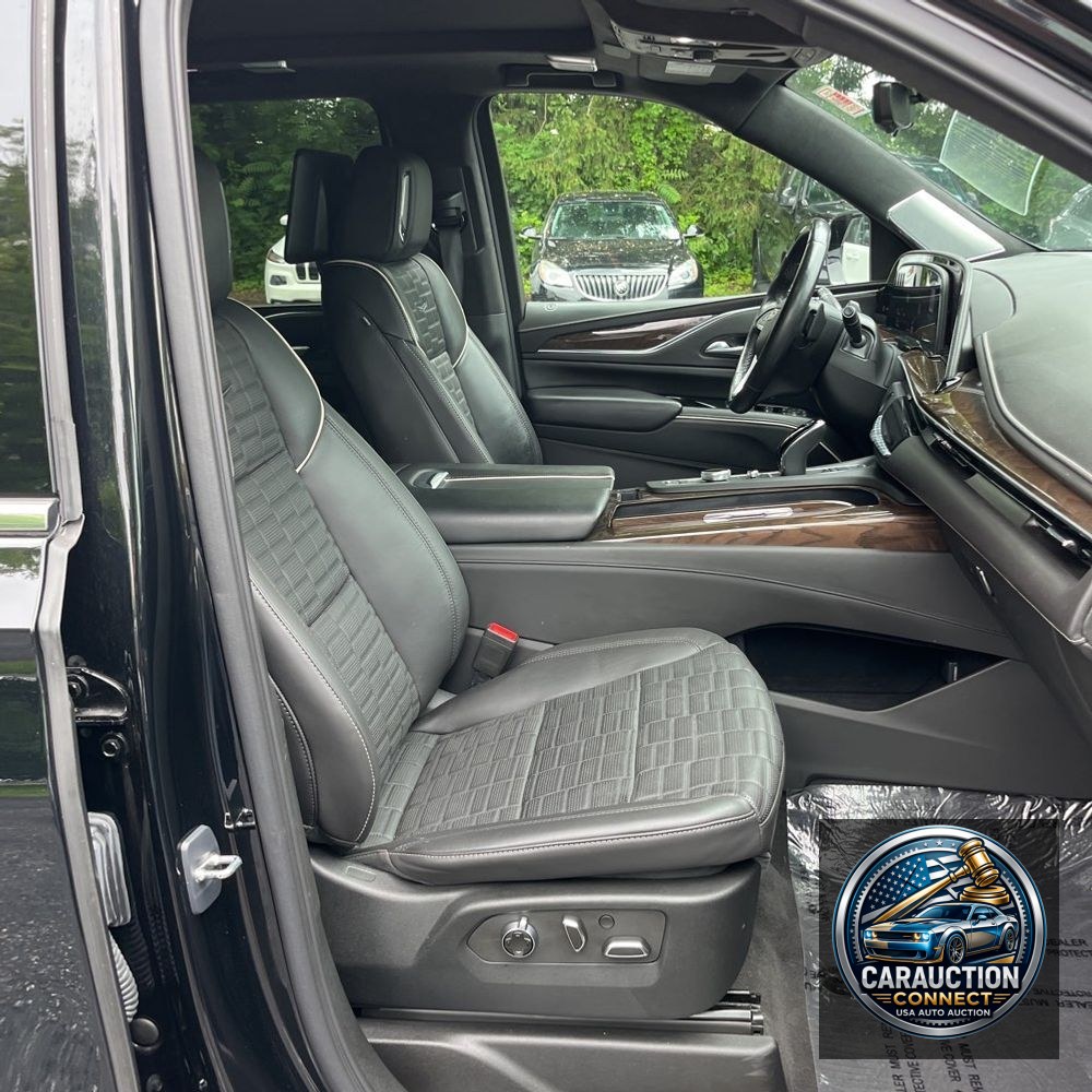 2023 Cadillac Escalade ESV Premium Luxury Platinum