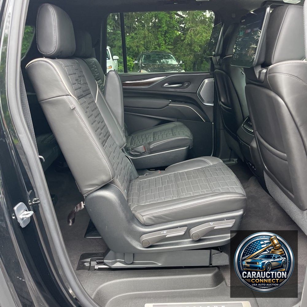 2023 Cadillac Escalade ESV Premium Luxury Platinum