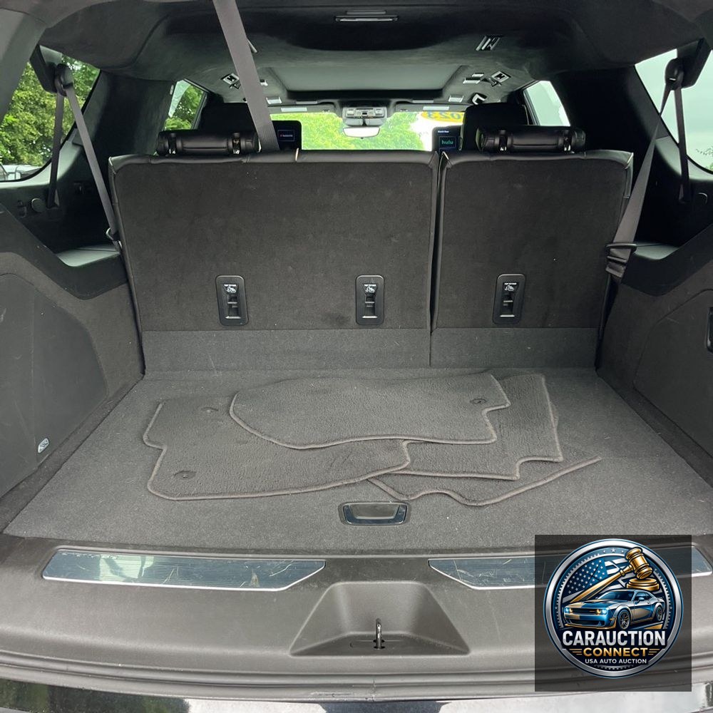 2023 Cadillac Escalade ESV Premium Luxury Platinum