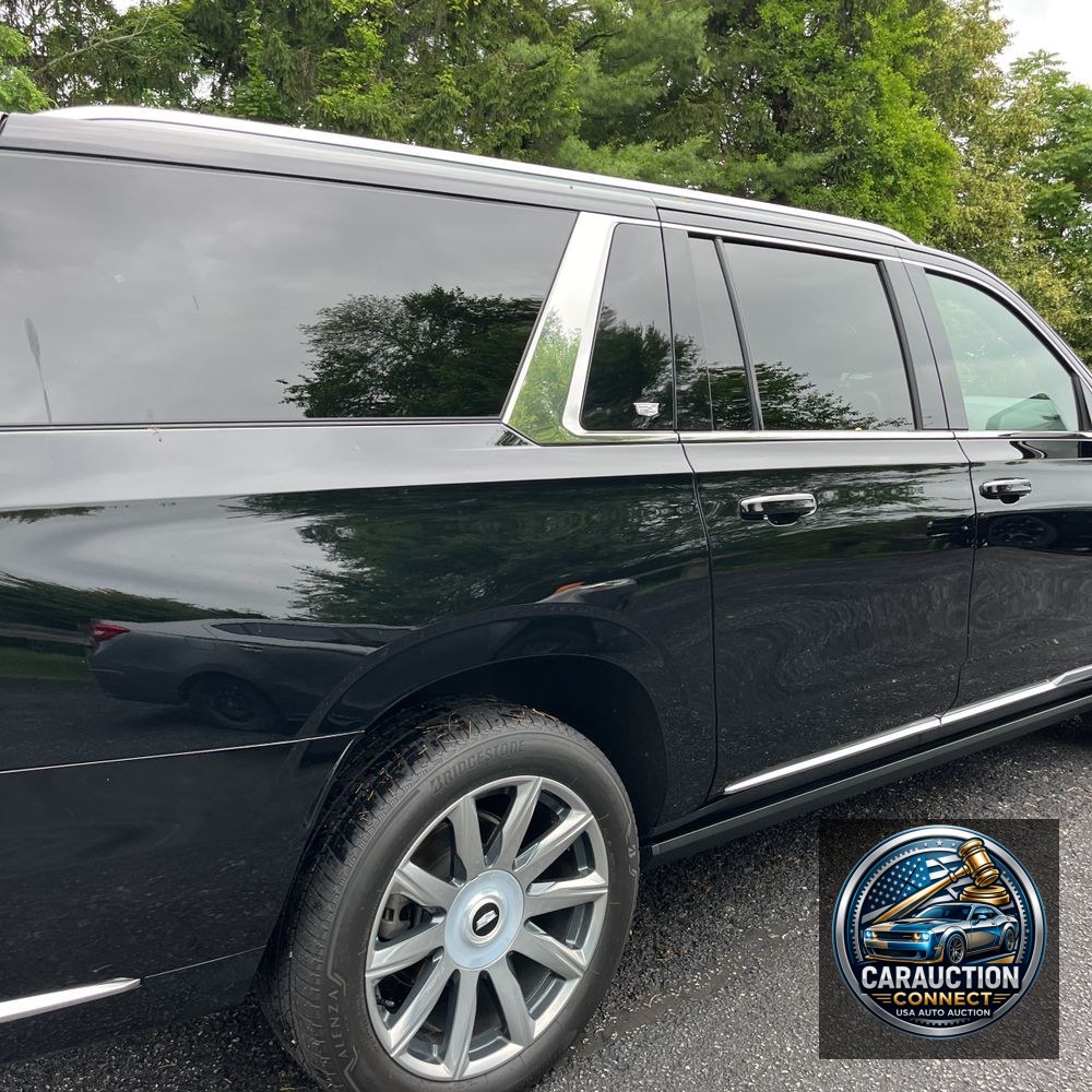2023 Cadillac Escalade ESV Premium Luxury Platinum
