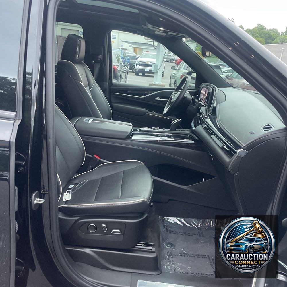 2022 Cadillac Escalade ESV Sport